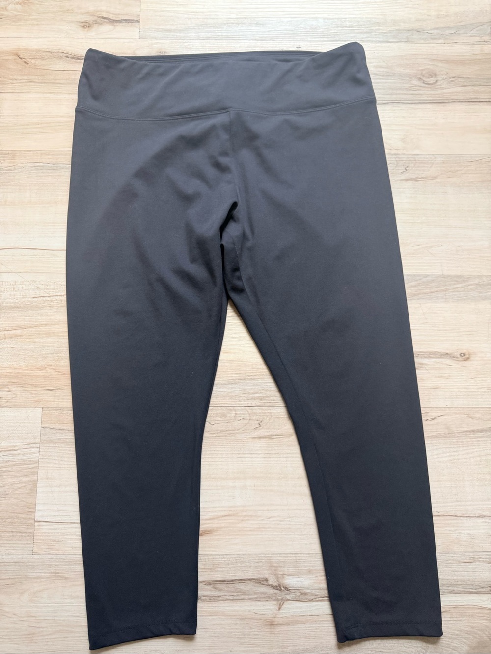 Express Black Active Leggings with Subtle Logo